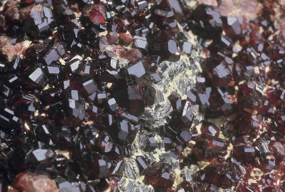 Hessonite Garnet